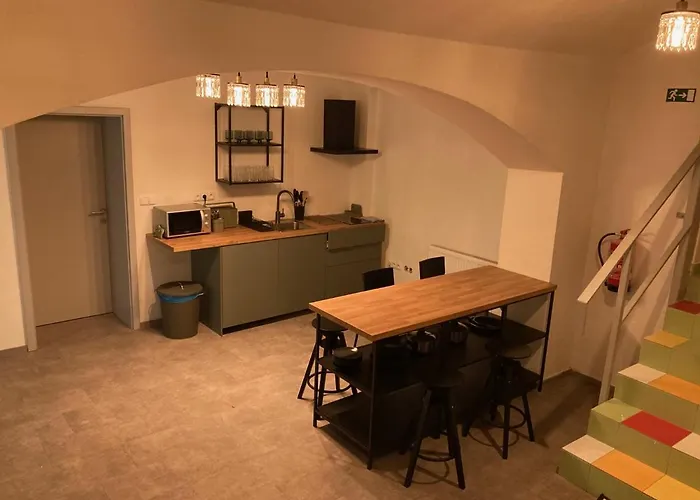 Capsule Hostel Erbenova Praha